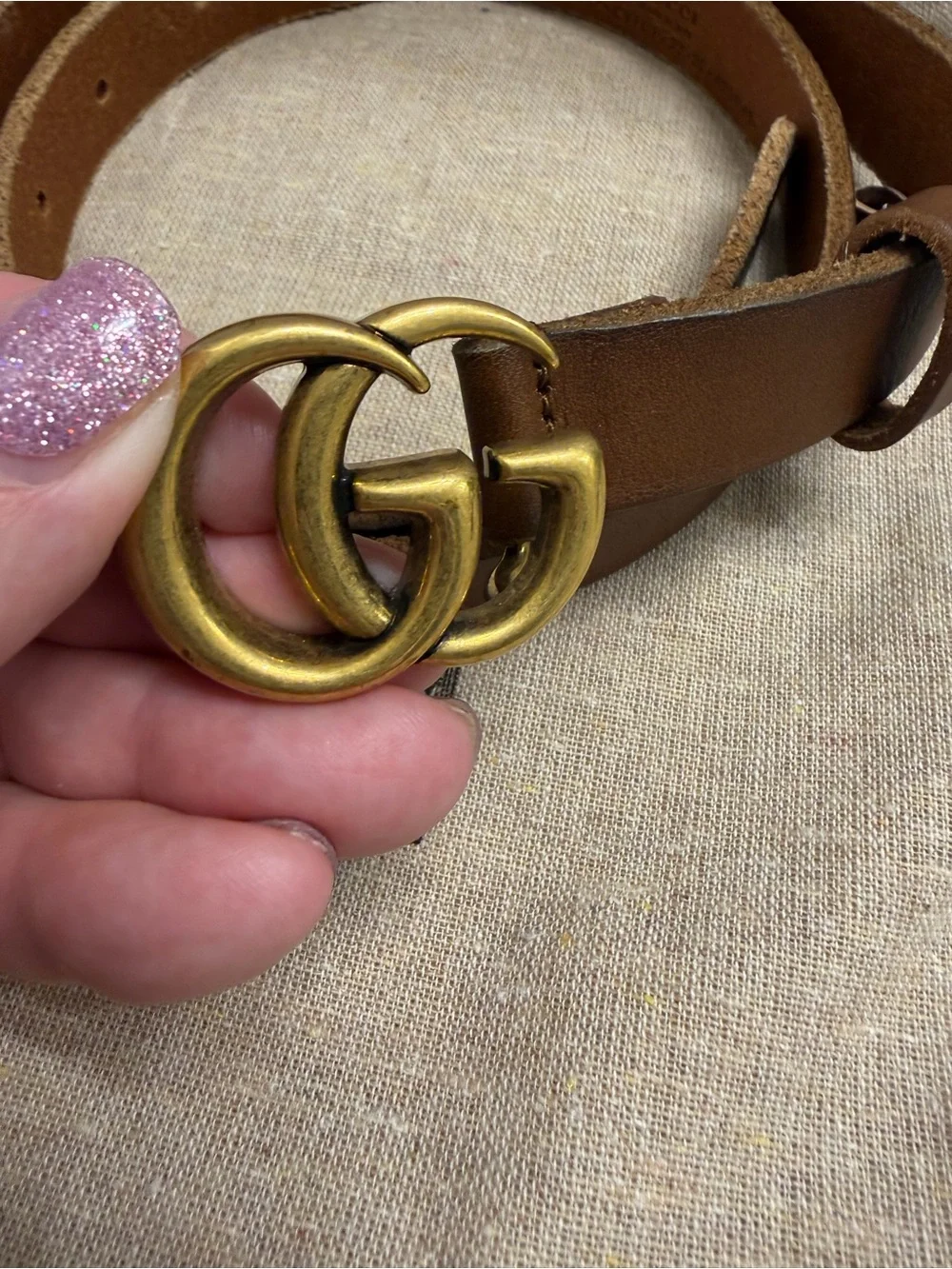 GUCCI WOMANS LEATHER BELT- SIZE 75/30
